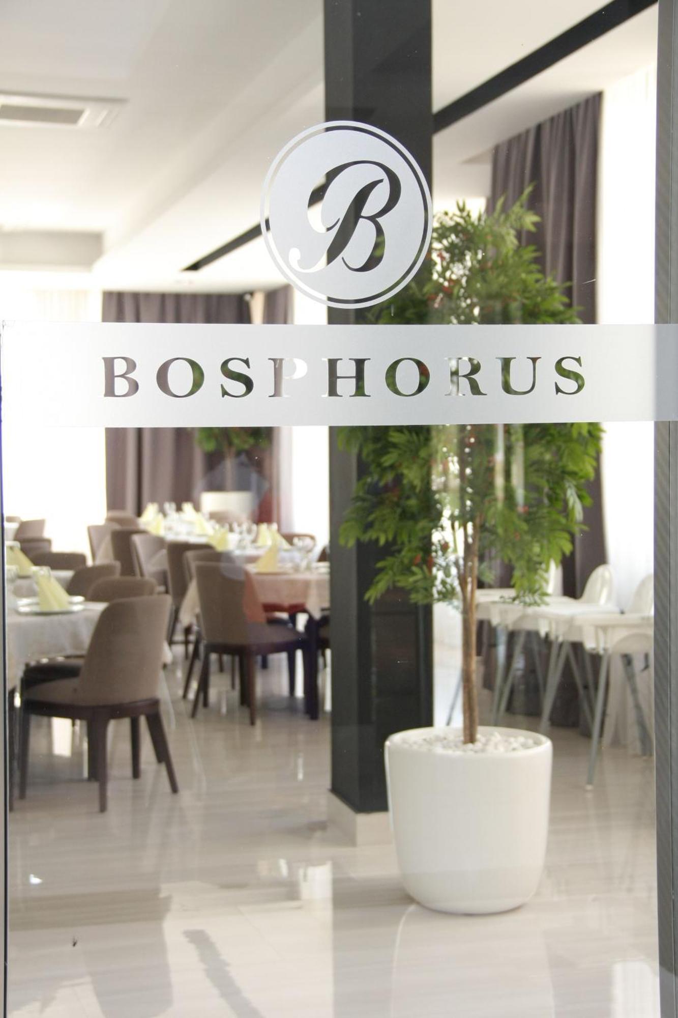 Bosphorus Hotel Aleksinac Bagian luar foto