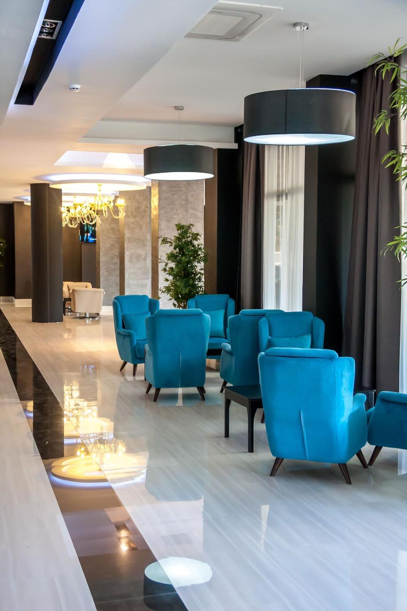 Bosphorus Hotel Aleksinac Bagian luar foto